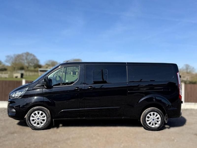 Used Ford Transit Custom Limited 130 HP (95 kW) 2022 Black Estate