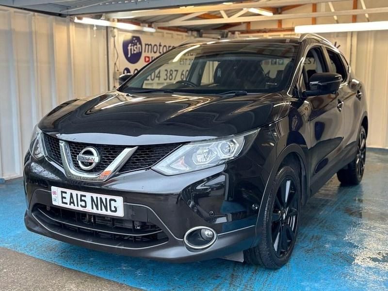 Used Nissan Qashqai Tekna 115 HP (84 kW) 2015 Black SUV
