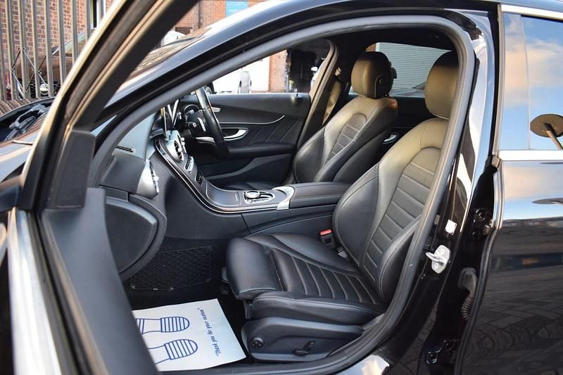 Used Mercedes C200 AMG line 2021 Black Estate