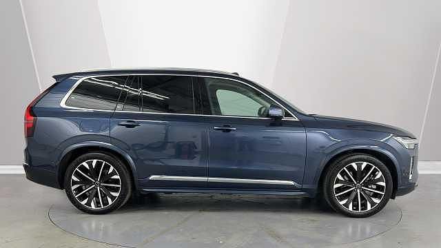 Used Volvo XC90 Ultra 449 HP (330 kW) 2025 Blue SUV