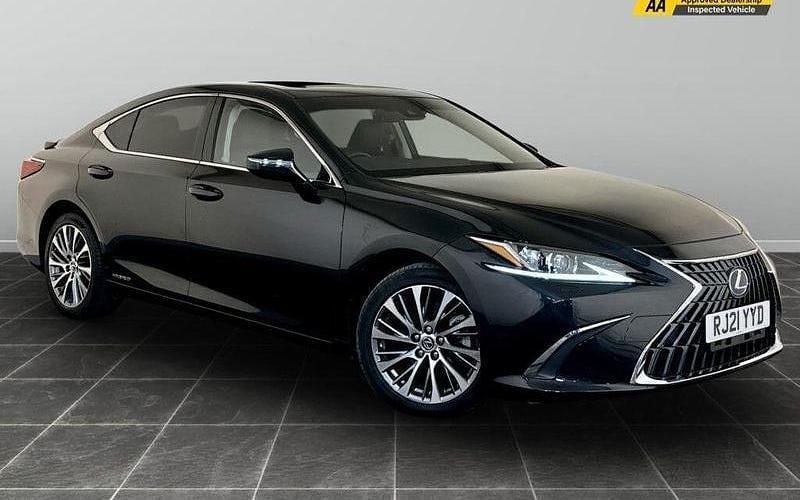Black Used 2021 Lexus ES300H Sedan | £23,795 (Super price) - Image 1/2
