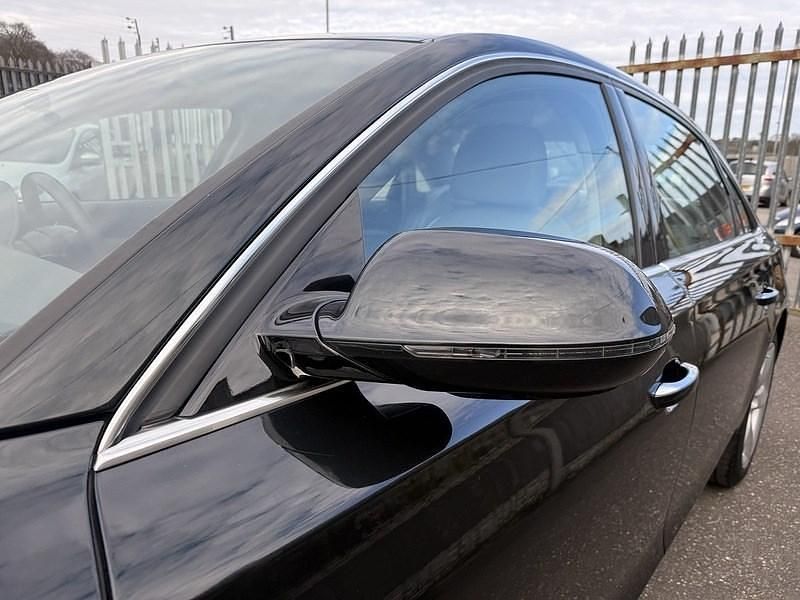 Used Audi A8 Advanced 247 HP (181 kW) 2012 Black Sedan