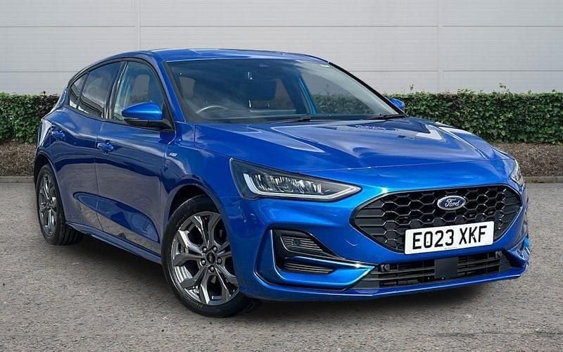 Used Ford Focus ST-Line 125 HP (91 kW) 2023 Blue Hatchback