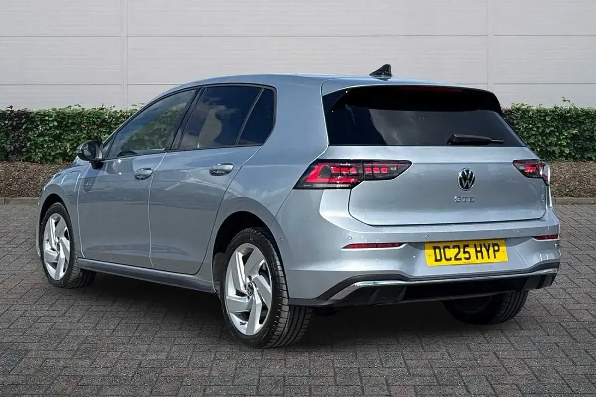 Used VW Golf VIII GTE 272 HP (200 kW) 2025 Silver Hatchback