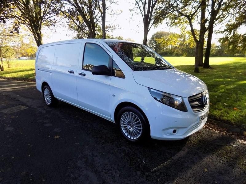 Used Mercedes Vito 2021 White Van