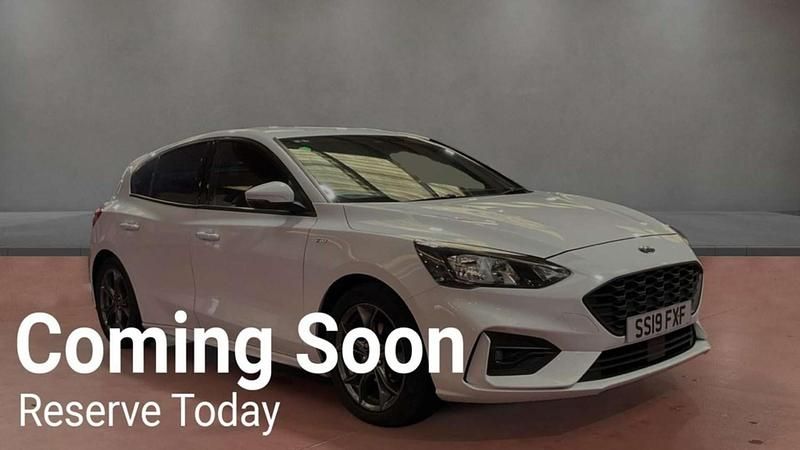 White Used 2019 Ford Focus ST-Line Hatchback | £9,495 (Fair price) - Image 1/4