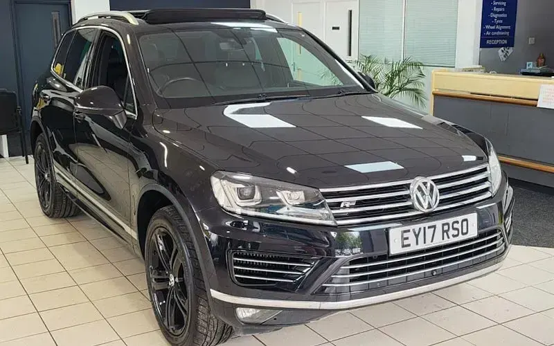 Used VW Touareg R-line Plus 262 HP (192 kW) 2017 SUV