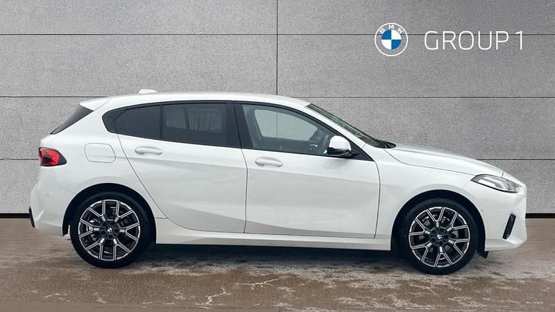 Used BMW 120 Sport Line 168 HP (123 kW) 2025 White Hatchback