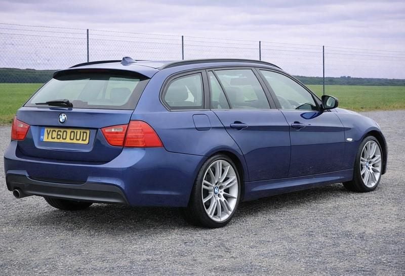 Used BMW 318 M Sport 2011 Blue Estate