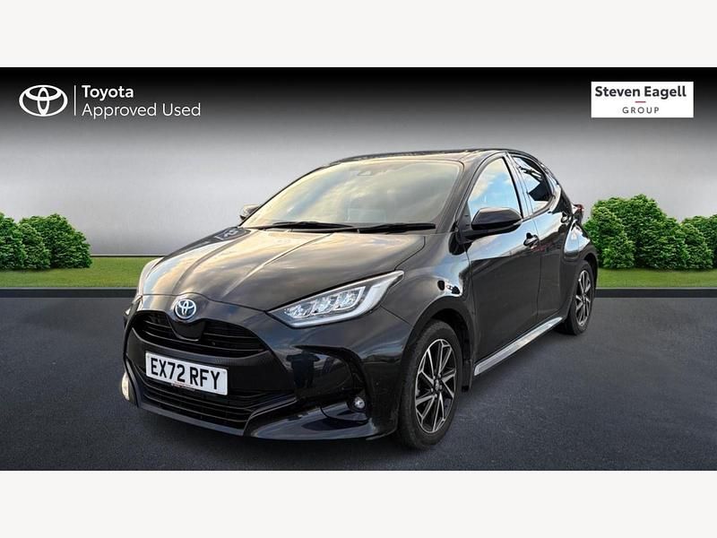 Used Toyota Yaris Hybrid Design 2022 Black Hatchback