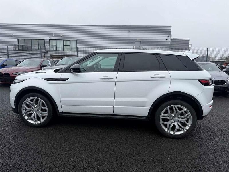 Used Land Rover Range Rover evoque HSE Dynamic 2018 White Estate