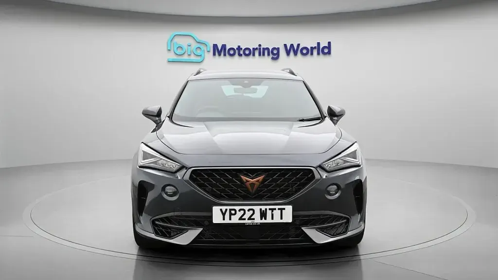 Usado Cupra Formentor VZ3 310 CV (228 kW) 2022 Gris SUV