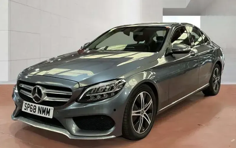 Used Mercedes C220 194 HP (142 kW) 2019 Sedan