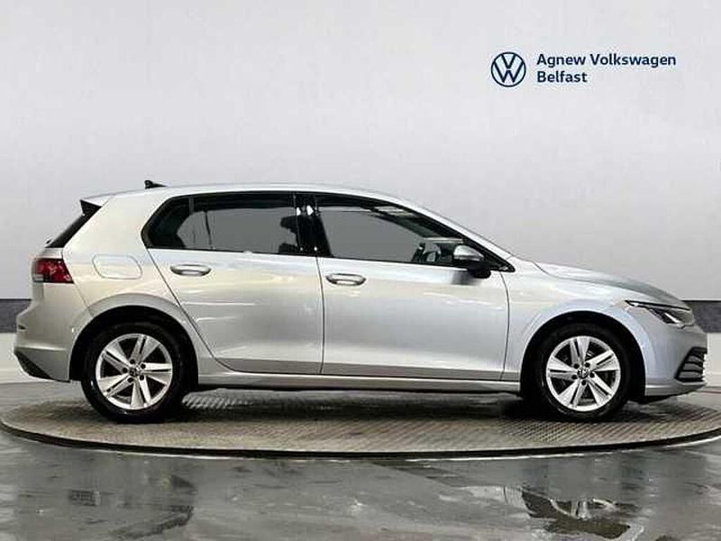 Used VW Golf VII Life 150 HP (110 kW) 2021 Silver Hatchback