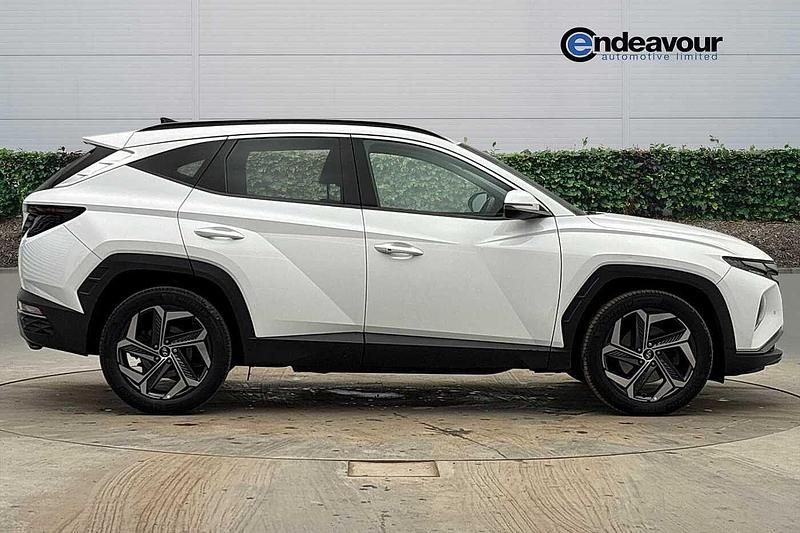 Used Hyundai Tucson Premium 230 HP (169 kW) 2022 White SUV