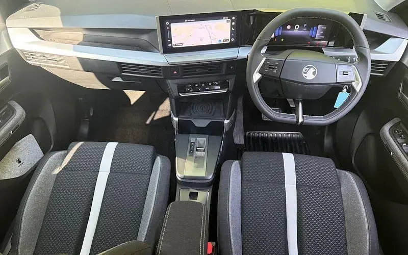 New Vauxhall Frontera 83 kW (113 HP) 2025 Black SUV