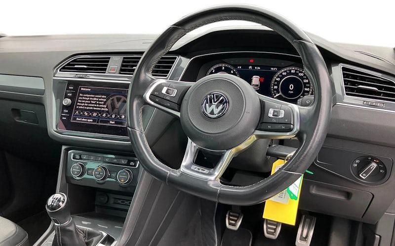 Used VW Tiguan R-line 150 HP (110 kW) 2018 Silver SUV