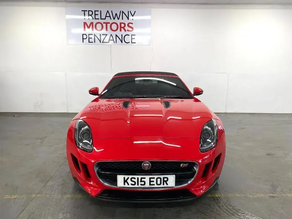 Used Jaguar F-Type Supercharged 380 HP (279 kW) 2015 Red Cabriolet