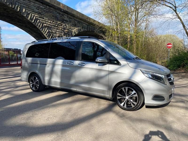 Used Mercedes V220 163 HP (119 kW) 2016 Silver MPV