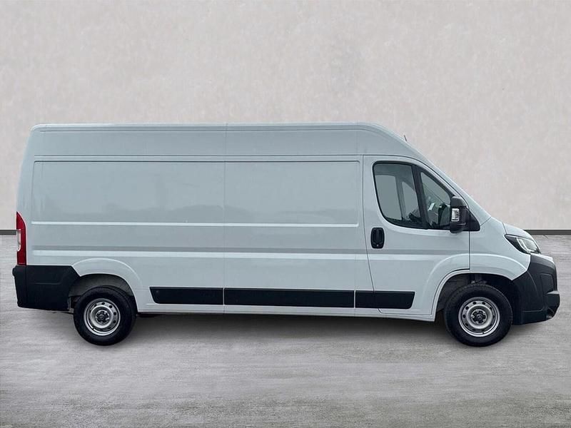 Used Toyota Proace H2 2025 White MPV