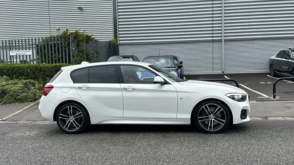 Used BMW 116 M Sport 114 HP (83 kW) 2019 White Hatchback