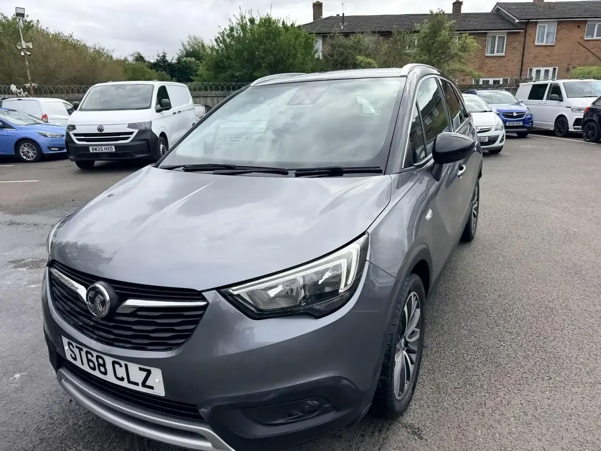 Used Vauxhall Crossland X Elite 81 HP (59 kW) 2018 Grey SUV