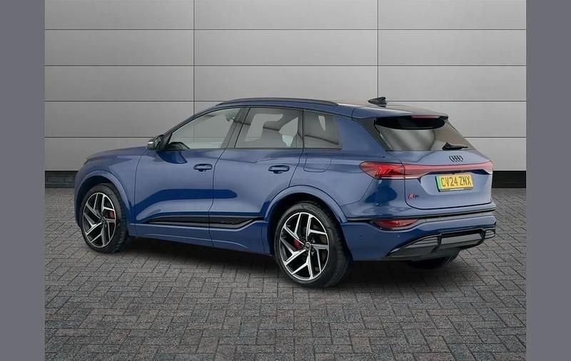 Usado Audi Q6 e-tron Advanced 284 kW (387 CV) 2024 Azul SUV