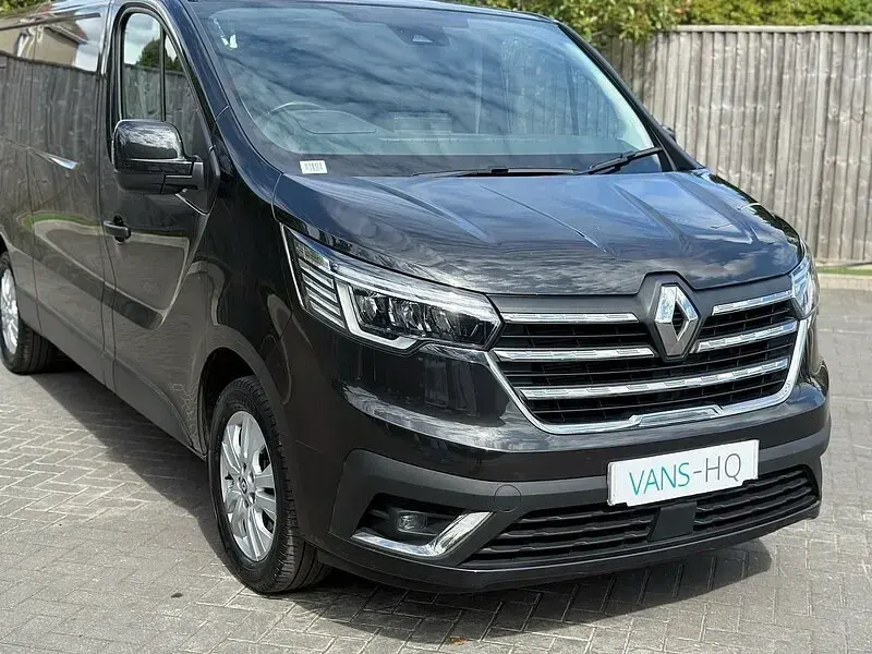 Used Renault Trafic 2024 Jet black