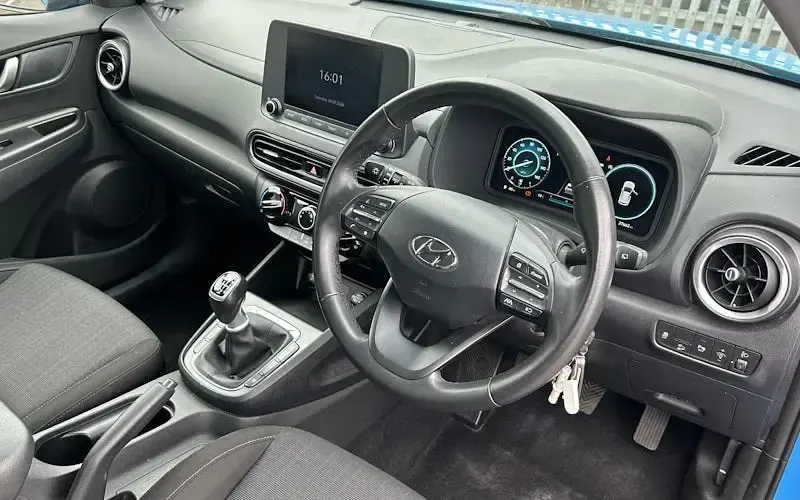 Used Hyundai Kona SE 120 HP (88 kW) 2021 Blue SUV