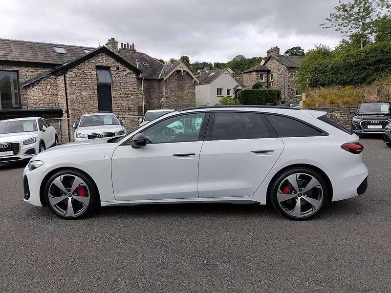 Used Audi A5 Advanced 201 HP (147 kW) 2025 White Coupe