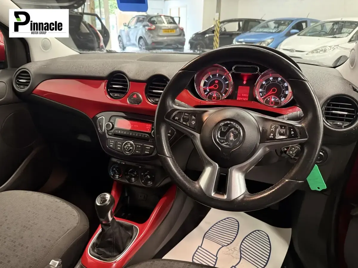 Second-hand Vauxhall Adam Jam 70 CP (51 kW) 2013 Roșu Hatchback