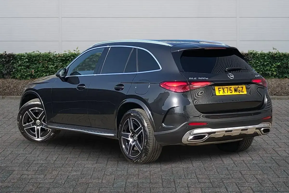 Used Mercedes GLC300e AMG line 2025 Grey SUV