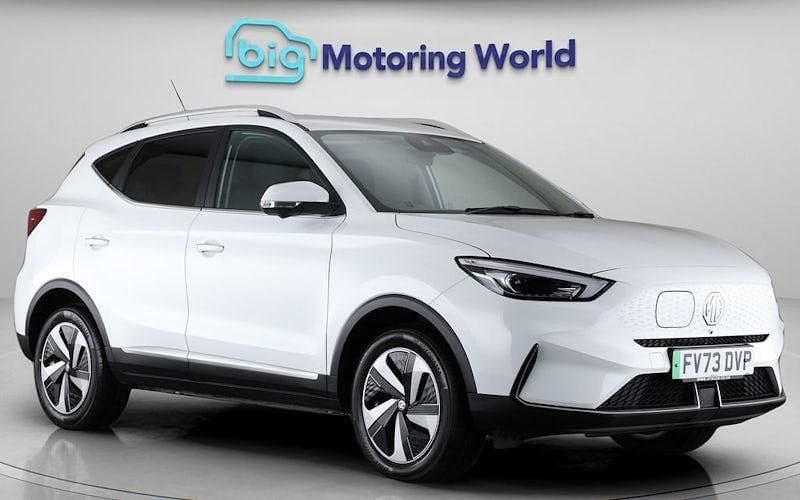 White Used 2022 MG ZS Trophy Connect Sedan | £14,800 (Good price) - Image 1/4