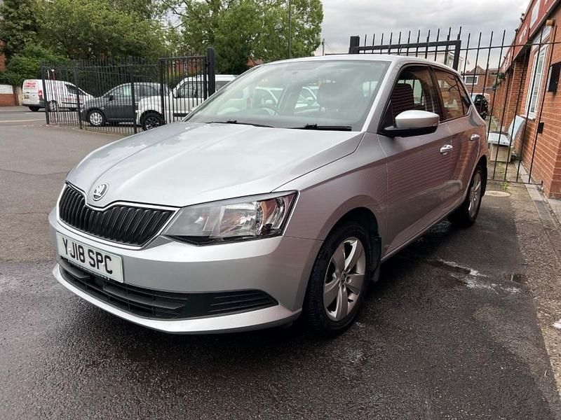 Used Skoda Fabia SE 95 HP (69 kW) 2018 Silver Hatchback