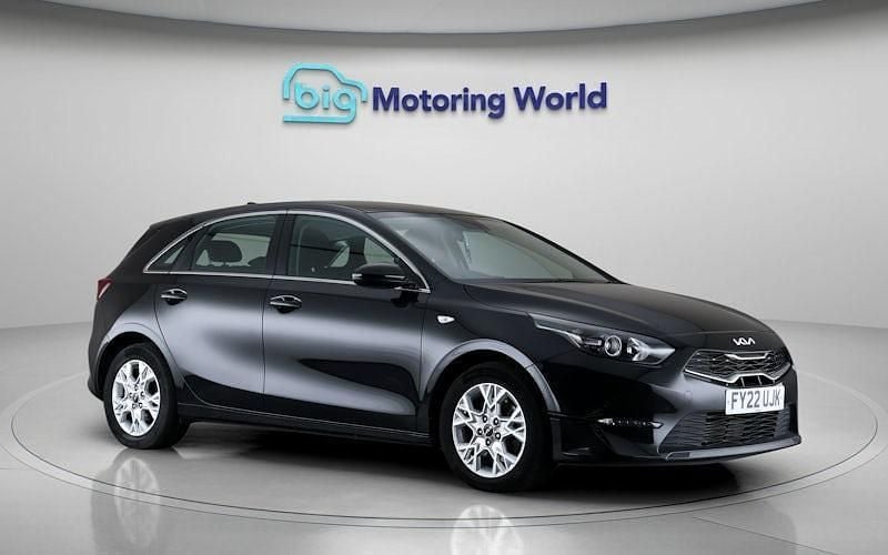 Used 2021 Kia Ceed 2 Hatchback | £12,800 (Fair price) - Image 1/4