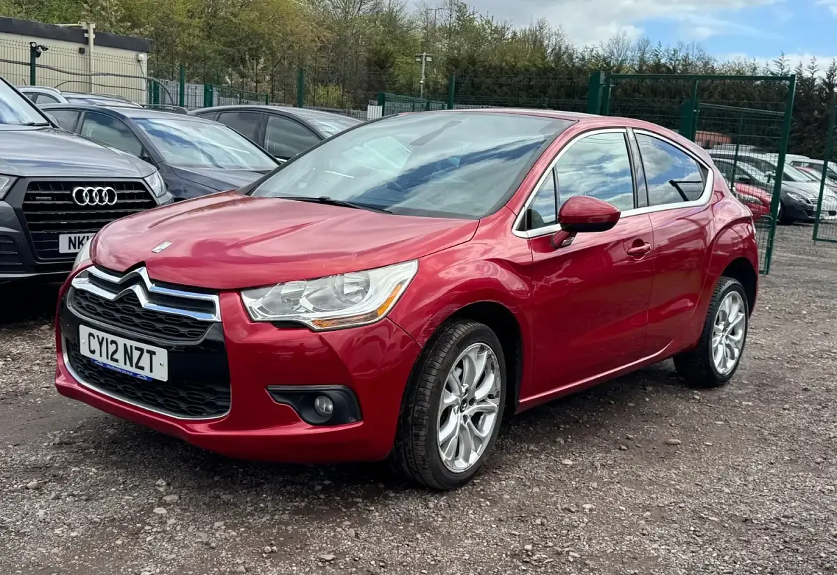 Used Citroën DS4 115 HP (84 kW) 2012 Red Hatchback
