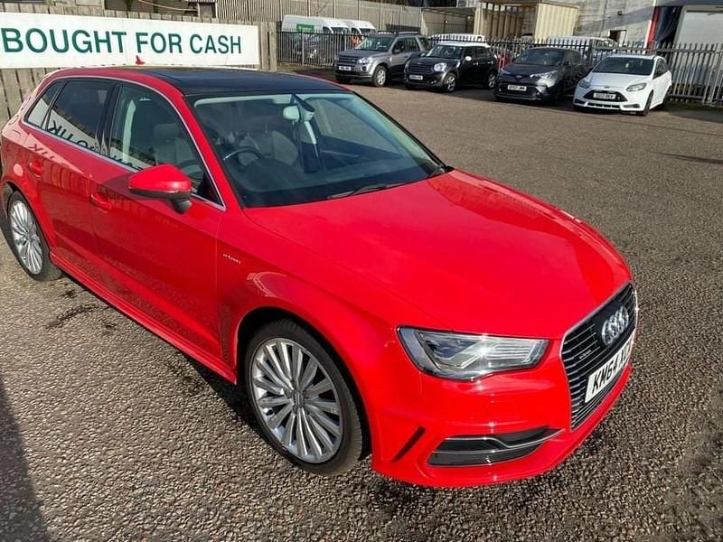 Used Audi A3 e-tron Advanced 2014 Red Hatchback