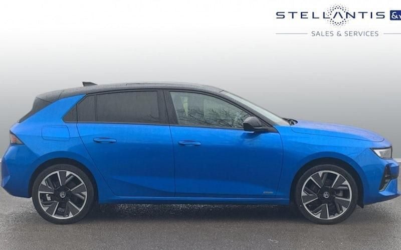 Used Vauxhall Astra Ultimate 114 kW (156 HP) 2025 Hatchback