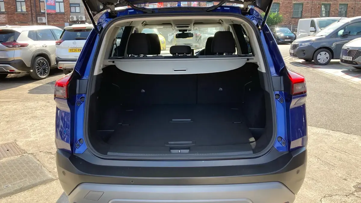 Used Nissan X-Trail N-Connecta 204 HP (150 kW) 2024 Blue SUV