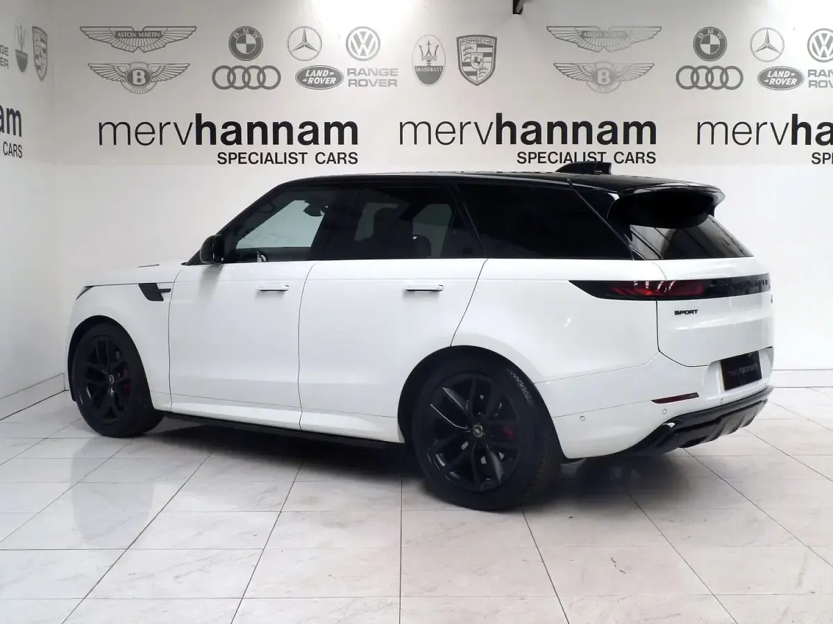 Used Land Rover Range Rover Sport SE Dynamic 295 HP (216 kW) 2023 White SUV