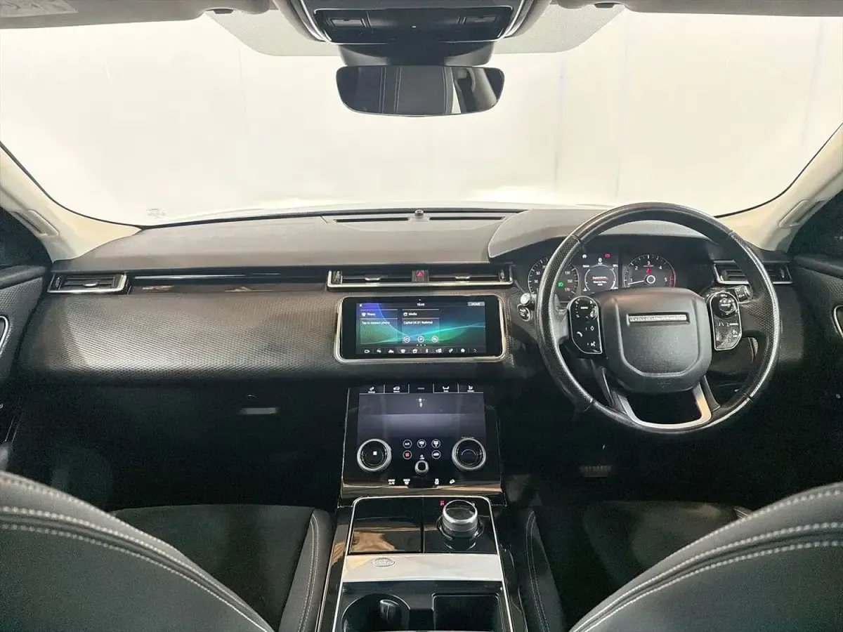 Used Land Rover Range Rover Velar 2018 Narvik black SUV