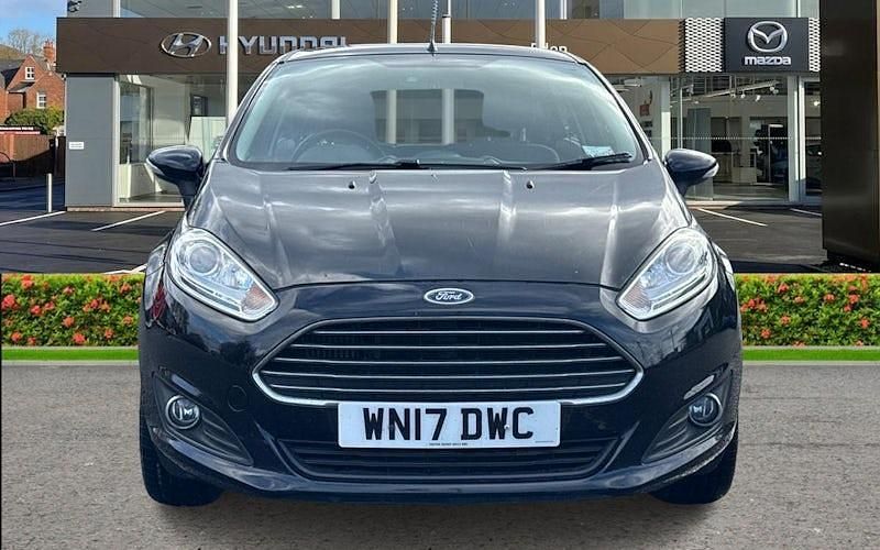 Used Ford Fiesta Zetec 101 HP (74 kW) 2017 Black Hatchback