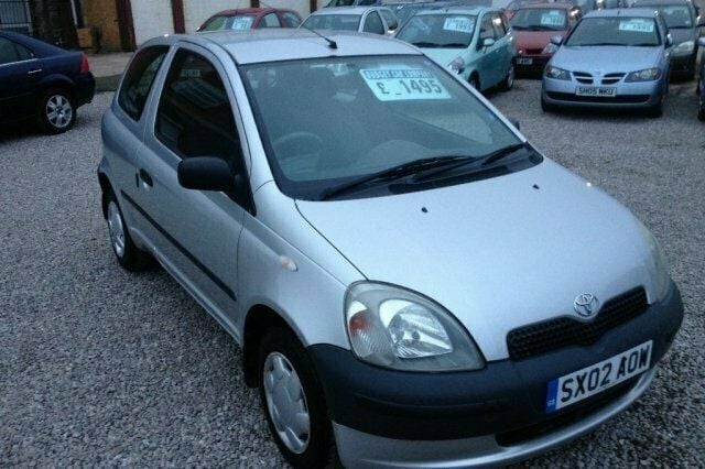 Used Toyota Yaris 2002 Hatchback