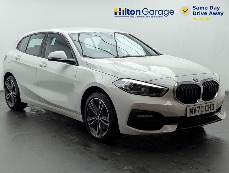 Used BMW 118 Sport Line 2020 White Hatchback