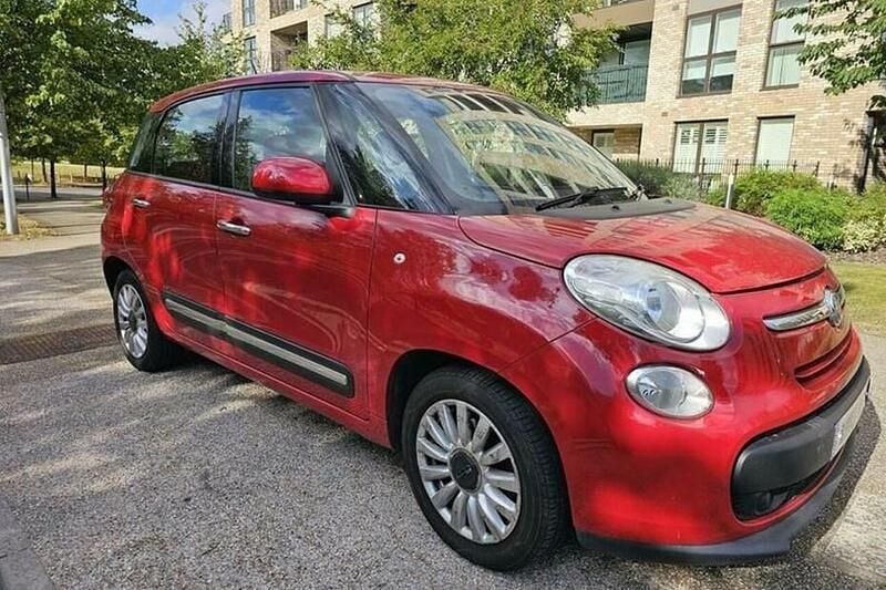 Used Fiat 500L Pop Star 105 HP (77 kW) 2013 Red MPV