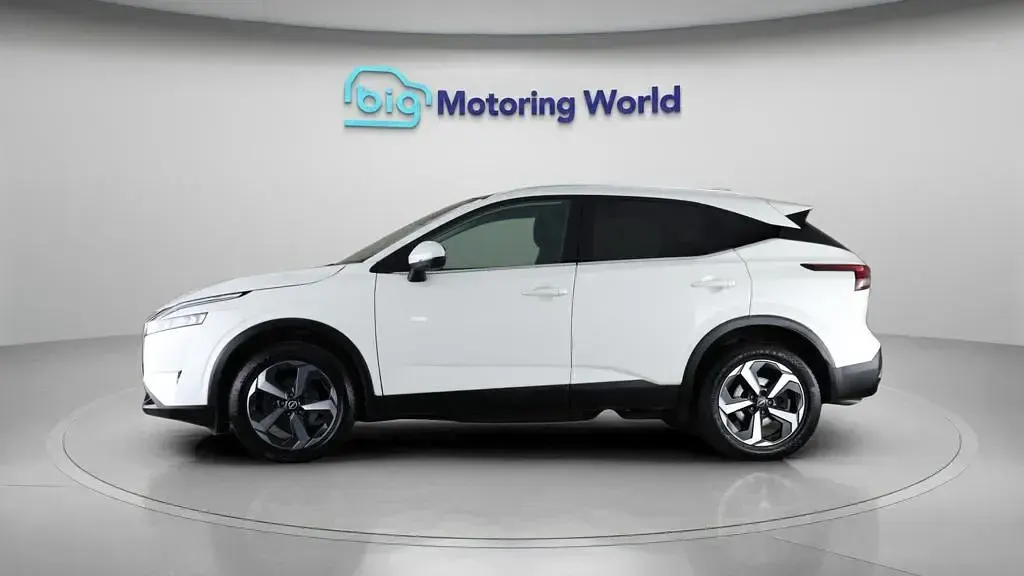 Used Nissan Qashqai N-Connecta 140 HP (102 kW) 2023 White SUV
