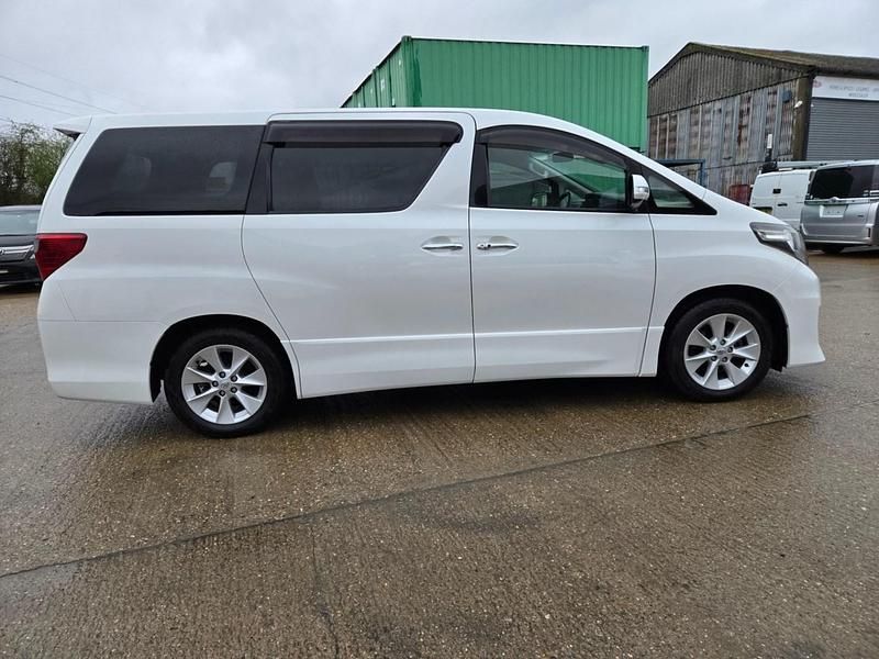 Used Toyota Alphard 2014 White MPV