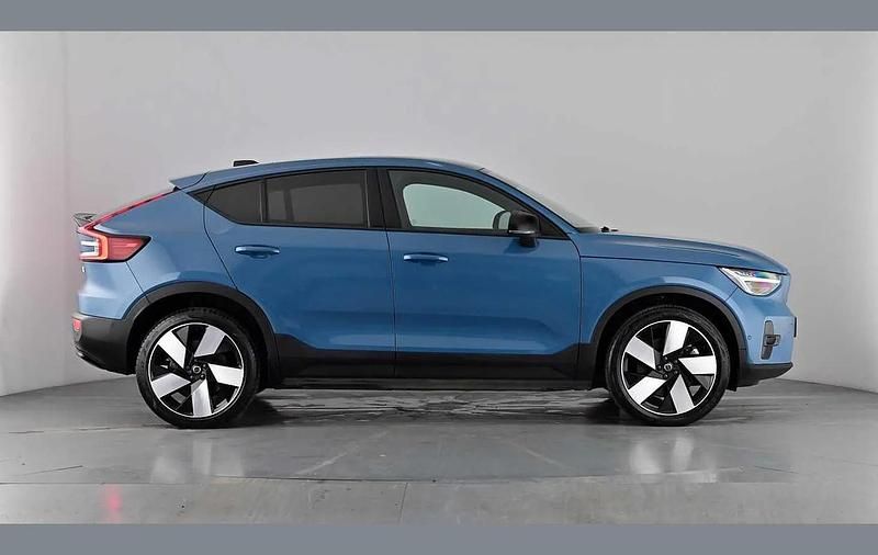 Used Volvo C40 Ultimate 169 kW (231 HP) 2022 Blue SUV
