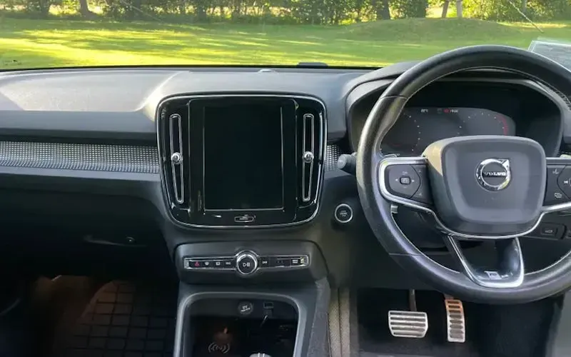 Used Volvo XC40 R-Design Pro 190 HP (139 kW) 2020 Silver SUV