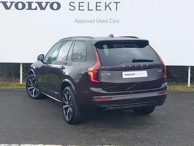 New Volvo XC90 Plus 250 HP (183 kW) 2025 Red SUV